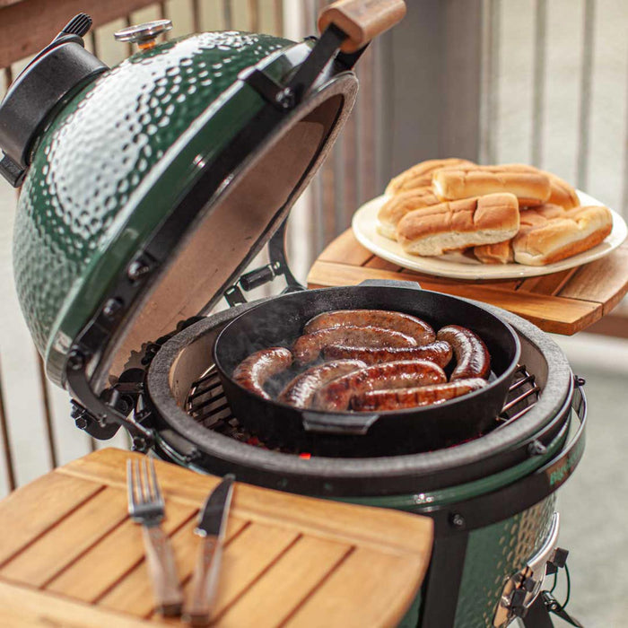 10.5 inch Professional Grade Cast Iron Skillet - Smoker Guru