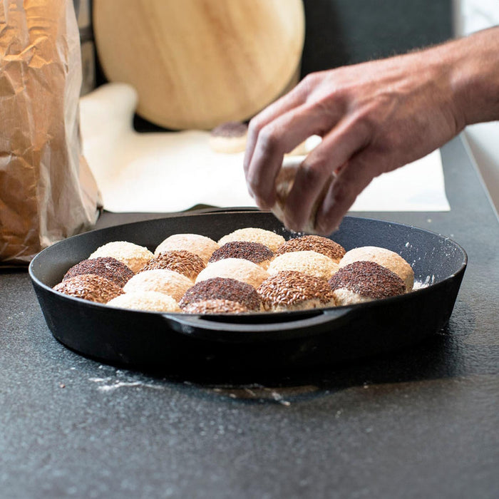 14 inch Professional Grade Cast Iron Skillet - Smoker Guru