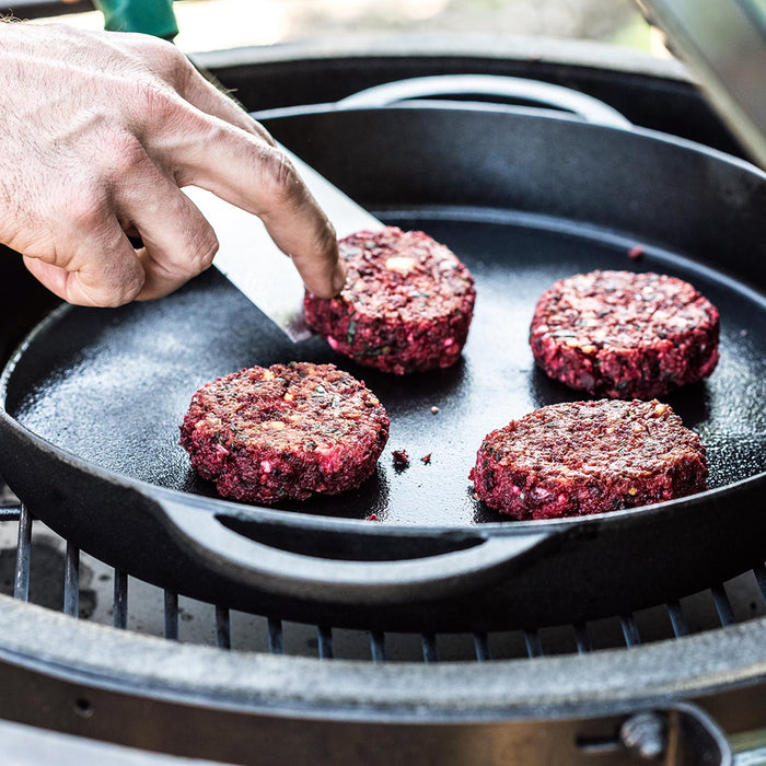 14 inch Professional Grade Cast Iron Skillet - Smoker Guru